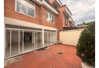 Casas, Alquiler, Ciudad Jardín - $3.600.000