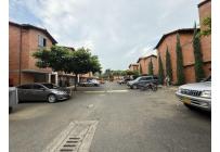 Casas, Alquiler, Valle del Lili - $2.500.000