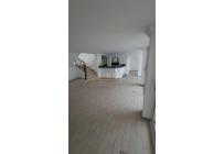 Casas, Alquiler, Cristales - $12.000.000