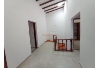 Oficinas y Consultorios, Alquiler, Versalles - $1.800.000