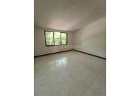 Casas, Venta, Primero de Mayo - $700.000.000