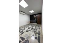 Casas, Alquiler, Versalles - $5.500.000