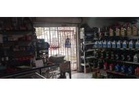 ALMACEN Y TALLER DE MOTOS - Negocios Establecidos