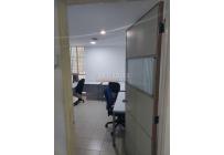 Oficinas y Consultorios, Alquiler, San Vicente - $3.200.000