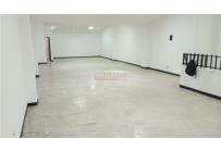 Locales y Bodegas, Alquiler, Alfonso López - $1.400.000