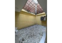 Oficinas y Consultorios, Alquiler, Gran Limonar - $4.500.000