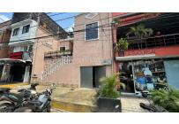 Locales y Bodegas, Alquiler, Granada - $2.000.000