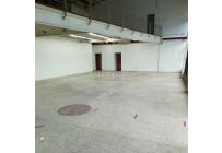 Locales y Bodegas, Alquiler, El Piloto - $22.000.000