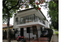 Casas, Alquiler, Industrial - $1.350.000