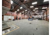 Locales y Bodegas, Venta, Yumbo - $2.400.000.000