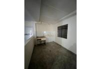 Casas, Alquiler, Flora Industrial - $1.400.000