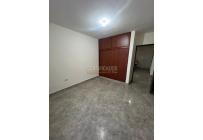 Casas, Alquiler, Flora Industrial - $1.400.000