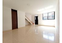 Casas, Alquiler, Villa del Prado - $1.100.000