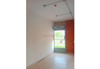 Locales y Bodegas, Alquiler, Ciudad Melendez - $1.900.000