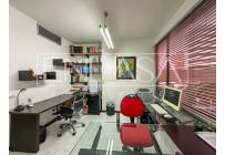 Oficinas y Consultorios, Venta, Versalles - $220.000.000
