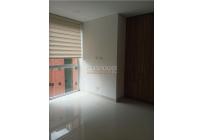 Apartamentos, Alquiler, Centro Ccial Cosmocentro - $3.700.000