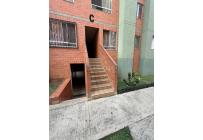 Apartamentos, Venta, Primero de Mayo - $220.000.000