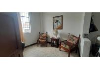 Casas, Alquiler, San Cayetano - $10.000.000