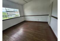 Casas, Venta, Miraflores - $690.000.000