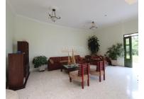 Casas, Venta, Primero de Mayo - $3.000.000.000