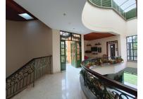 Casas, Venta, Primero de Mayo - $3.000.000.000