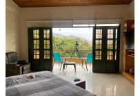 Casas, Venta, Primero de Mayo - $3.000.000.000