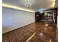 Casas, Alquiler, La Merced - $2.200.000