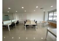 Oficinas y Consultorios, Venta, Centro Ccial. Holguines Trade Center - $740.000.000