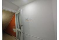 Locales y Bodegas, Alquiler, La Flora - $2.900.000