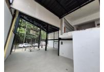 Locales y Bodegas, Alquiler, Ciudad Jardín - $5.500.000