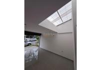 Locales y Bodegas, Alquiler, Santa Isabel - $2.200.000