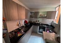 Apartamentos, Venta, Primero de Mayo - $310.000.000