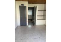 Locales y Bodegas, Alquiler, Manzanares - $5.800.000