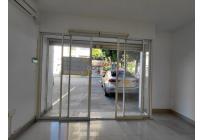 Locales y Bodegas, Alquiler, Versalles - $2.500.000