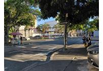 Locales y Bodegas, Alquiler, Versalles - $2.500.000