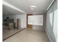 Casas, Alquiler, San Joaquín - $5.500.000