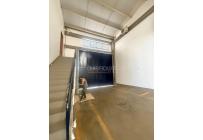 Locales y Bodegas, Alquiler, Evaristo García - $12.000.000
