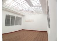 Oficinas y Consultorios, Alquiler, San Vicente - $4.500.000