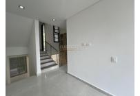 Casas, Alquiler, Ciudad Melendez - $2.500.000