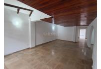Casas, Venta, Primero de Mayo - $650.000.000
