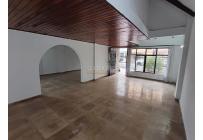 Casas, Venta, Primero de Mayo - $650.000.000