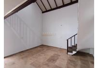 Casas, Venta, Primero de Mayo - $650.000.000