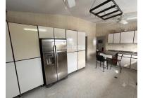 Casas, Alquiler, Miraflores - $33.000.000