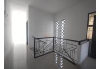 Locales y Bodegas, Alquiler, San Vicente - $2.800.000