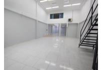 Locales y Bodegas, Alquiler, Bretaña - $8.500.000