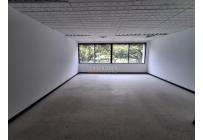 Oficinas y Consultorios, Alquiler, La Flora - $2.800.000