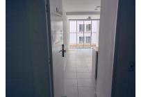 Apartamentos, Alquiler, Primero de Mayo - $1.900.000
