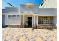 Casas, Alquiler, La Flora - $5.900.000