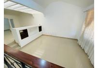 Casas, Alquiler, La Flora - $5.900.000