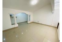 Casas, Alquiler, La Flora - $5.900.000